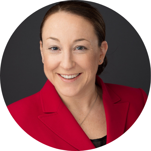 Kelly Lorah Headshot Circular